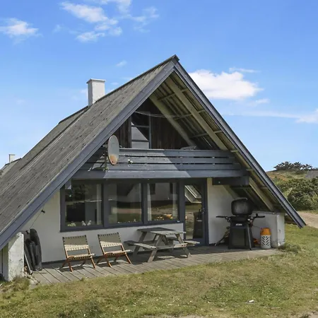 Taet Pa Vesterhavet Sj1321